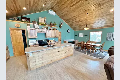 18817 Sucker Lake Road, Nashwauk, MN 55769 - Photo 10