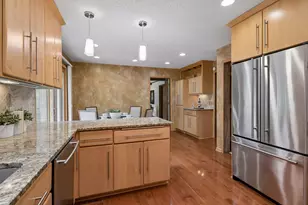 190 Nevada Ave S, Golden Valley, MN 55426 - Photo 12
