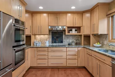 190 Nevada Avenue S, Golden Valley, MN 55426 - Photo 14