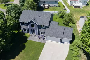 247 Pendryn Hill Cir, Woodbury, MN 55125 - Photo 14