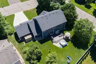 247 Pendryn Hill Cir, Woodbury, MN 55125 - Photo 16