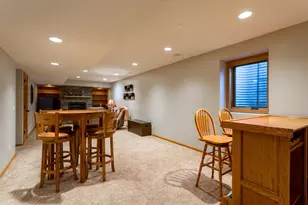 247 Pendryn Hill Cir, Woodbury, MN 55125 - Photo 62