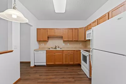 1880 3rd Avenue NW #316, Rochester, MN 55901 - Photo 6