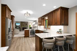 4824 Whispering Ct, Eagan, MN 55122 - Photo 16