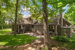 4824 Whispering Ct, Eagan, MN 55122 - Photo 10