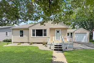 2843 Pine Ave, Slayton, MN 56172 - Photo 1
