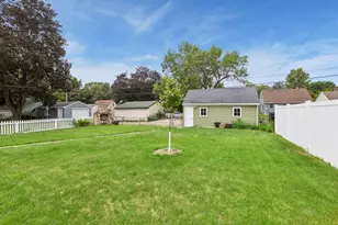 4535 Vincent Ave N, Minneapolis, MN 55412 - Photo 36
