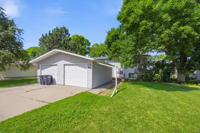 914-916 32nd Street N, Fargo, ND 58102 - Photo 1