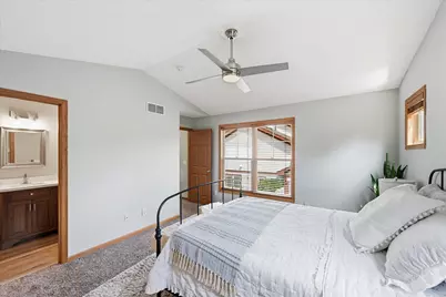 4734 Humboldt Avenue N, Minneapolis, MN 55430 - Photo 16