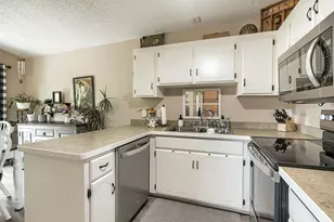 1032 1st St, Farmington, MN 55024 - Photo 6