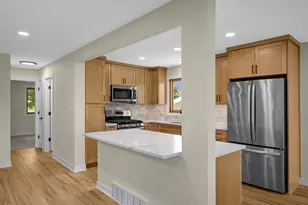 3947 Beryl Rd, Eagan, MN 55122 - Photo 10