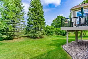 988 Daylily Dr, Victoria, MN 55386 - Photo 10