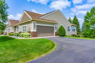 988 Daylily Dr, Victoria, MN 55386 - Photo 6