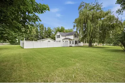716 3rd Street, Hawley, MN 56549 - Photo 2
