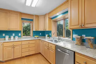 168 Peninsula Rd, Medicine Lake, MN 55441 - Photo 28