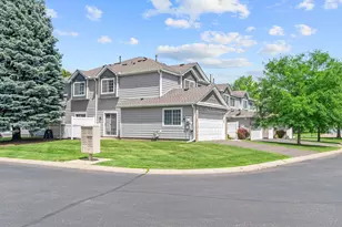 623 Mariner Way, Woodbury, MN 55129 - Photo 2