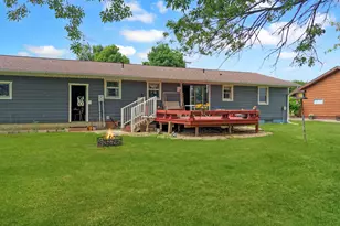 201 Main Ave, Chandler, MN 56122 - Photo 2