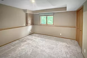 13701 Wood Ln, Minnetonka, MN 55305 - Photo 42