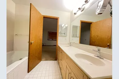 13701 Wood Lane, Minnetonka, MN 55305 - Photo 14
