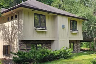 13701 Wood Ln, Minnetonka, MN 55305 - Photo 28