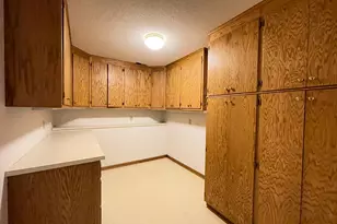 13701 Wood Ln, Minnetonka, MN 55305 - Photo 24