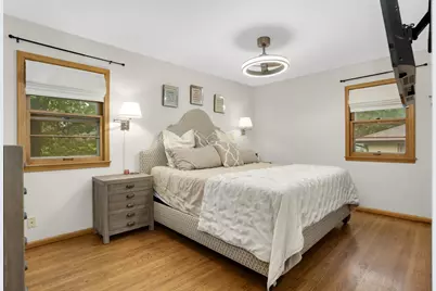 9807 Cedar Lake Road, Minnetonka, MN 55305 - Photo 8