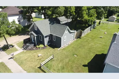 315 4th Avenue SE, Milaca, MN 56353 - Photo 2