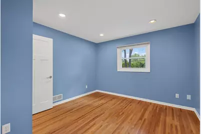 5570 Schutta Road, Shoreview, MN 55126 - Photo 20