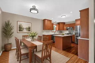 5570 Schutta Rd, Shoreview, MN 55126 - Photo 8
