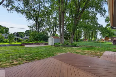 5570 Schutta Road, Shoreview, MN 55126 - Photo 24