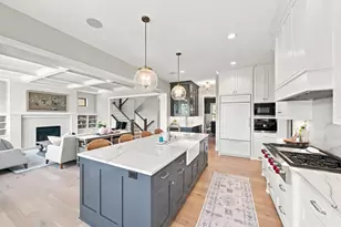 5880 Prestwick Ct, Excelsior, MN 55331 - Photo 8