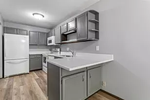 13656 74th Pl N, Maple Grove, MN 55311 - Photo 2