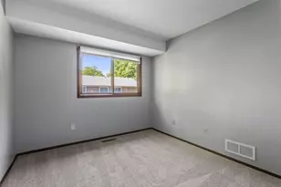 13656 74th Pl N, Maple Grove, MN 55311 - Photo 8