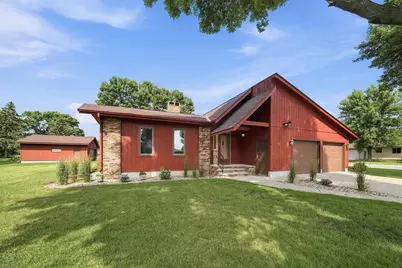 1017 9th Street, Gaylord, MN 55334 - Photo 1