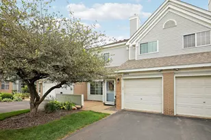 506 Lovell Ave, Roseville, MN 55113 - Photo 1