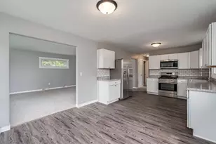 2104 Fair St, Mankato, MN 56001 - Photo 12