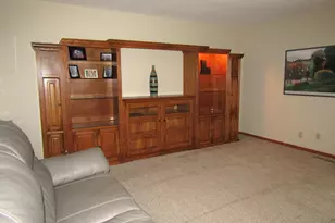 407 Eichelberger Ave, Montevideo, MN 56265 - Photo 8