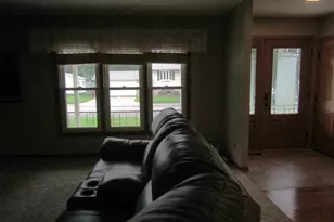 407 Eichelberger Ave, Montevideo, MN 56265 - Photo 6