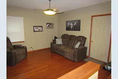 407 Eichelberger Avenue, Montevideo, MN 56265 - Photo 24