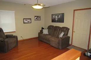 407 Eichelberger Ave, Montevideo, MN 56265 - Photo 24