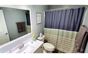 1632 Pinewood Ln, Hudson, WI 54016 - Photo 10