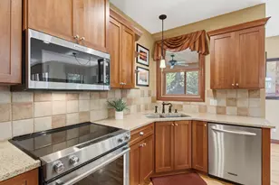 365 English Ct Dr, Hudson, WI 54016 - Photo 10