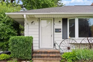 3319 75th St E, Inver Grove Heights, MN 55076 - Photo 2