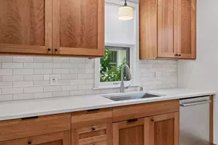 2221 Selby Ave, Saint Paul, MN 55104 - Photo 10