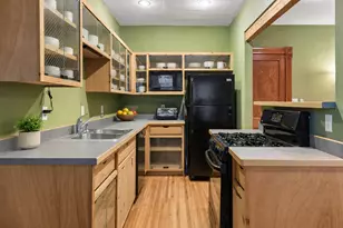 4418 W Lake Harriet Pkwy, Minneapolis, MN 55410 - Photo 8
