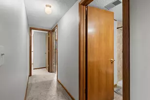 1009 Gramsey Pl, Burnsville, MN 55306 - Photo 40