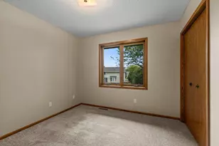 1009 Gramsey Pl, Burnsville, MN 55306 - Photo 26
