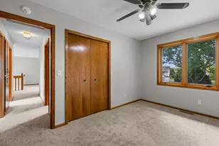 1009 Gramsey Pl, Burnsville, MN 55306 - Photo 30