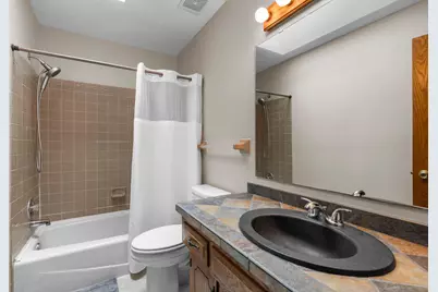 1009 Gramsey Place, Burnsville, MN 55306 - Photo 34