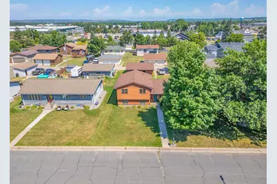 1221 21st Street S, Virginia, MN 55792 - Photo 10